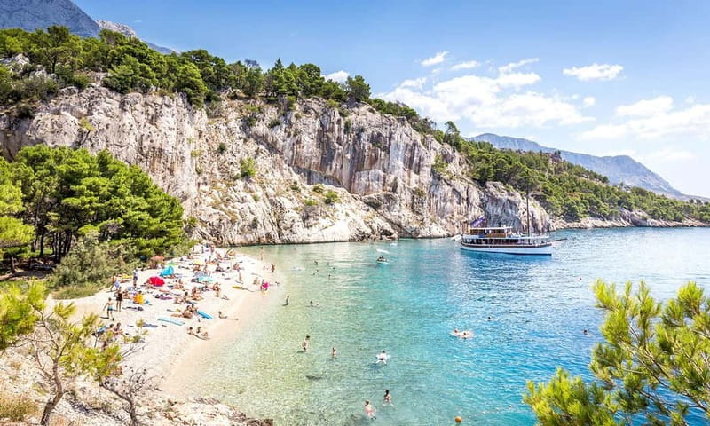 Makarska: Sunset private boat tour from Makarska - Leaving Makarska harbor by private boat