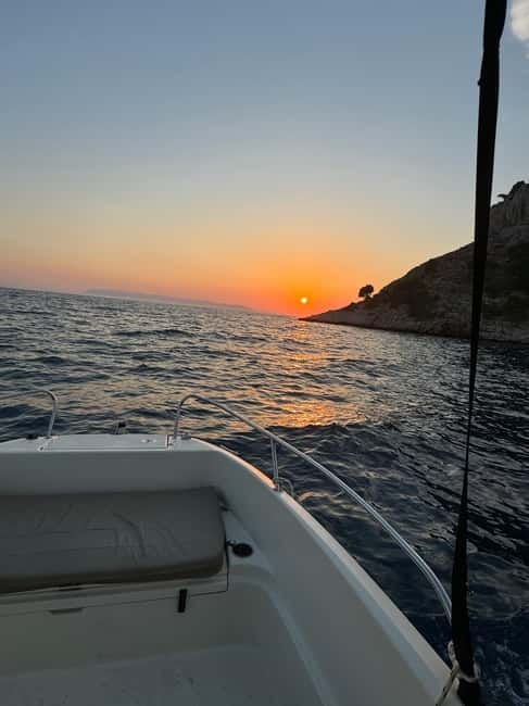 Makarska: Sunset private boat tour from Makarska - Nugal Beach gives the tour its active half