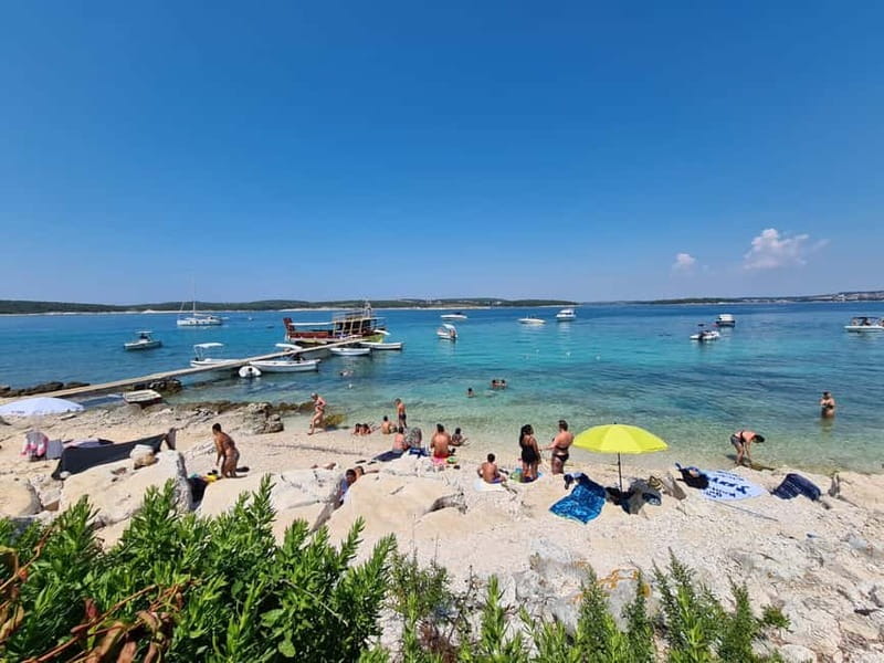 Medulin: Boat Cruise to Kamenjak/Ceja with Lunch and Drinks - Setting sail from Medulin Harbor