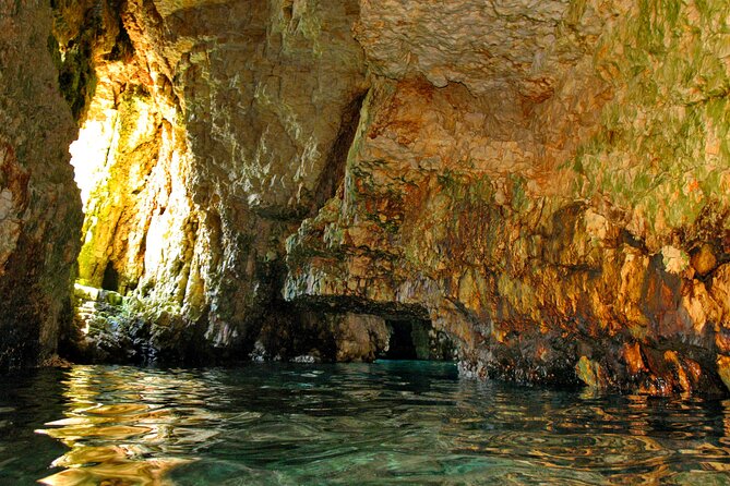 Medulin -Kamenjak 5h boat trip with lunch & drinks on Sandra Boat - Five things to know before booking