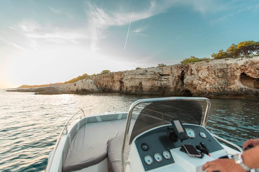 Medulin: Morning on Speedboat with Cave & Island Snorkeling - Weather, Comfort, and Who Should Book