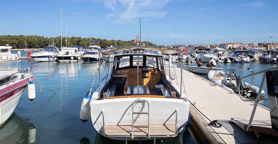Medulin: Private Boat Tour with Captain - Why a private boat makes sense around Medulin