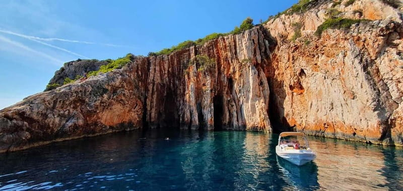 Milna: Boat Trip to Bol and The Hidden Bays of Brac island - How the guides shape the day