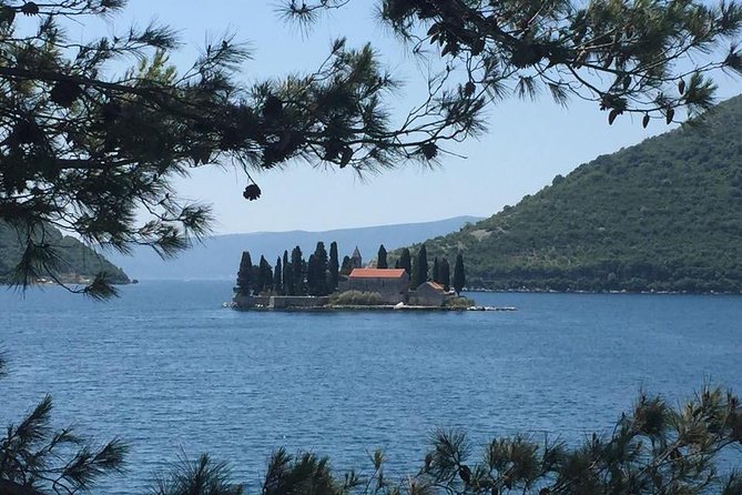 Montenegro Coast Private Day Trip from Dubrovnik - Perast: A Gentle Start on the Bay