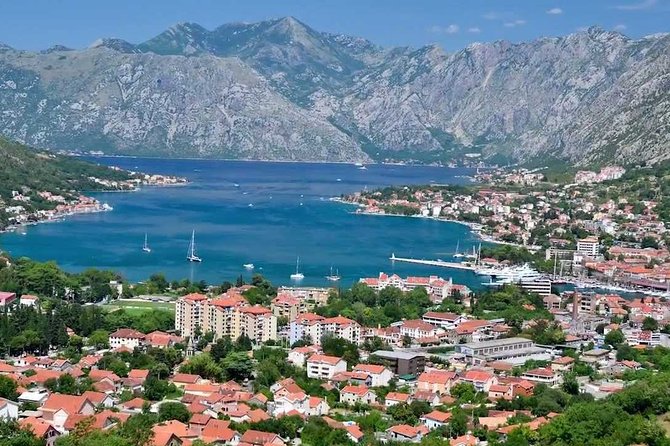 Montenegro Coast Small Group Excursion - The 6:40 am start and the ride south