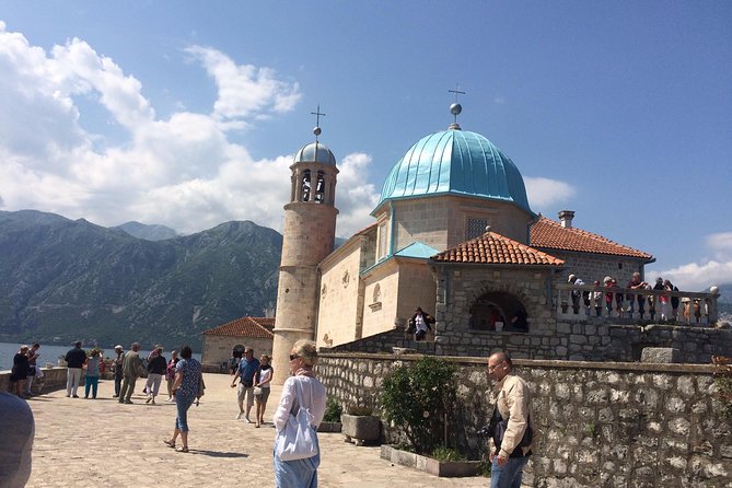 Montenegro private daytrip from Dubrovnik, Perast, Bay of Kotor - Perast and the boat to Our Lady of the Rocks
