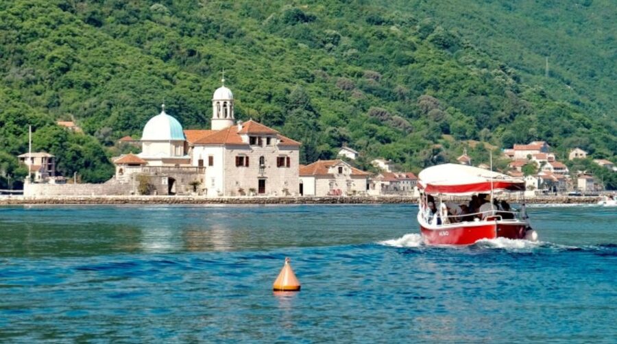 Montenegro Tour with Optional Kotor Bay Boat Cruise - Kotor: a short guided walk, then freedom