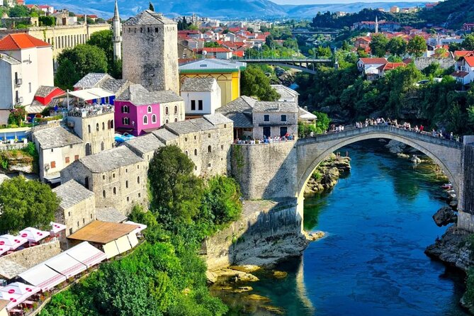 Mostar and Kravice waterfalls full day tour - Crossing from Croatia into Bosnia and Herzegovina