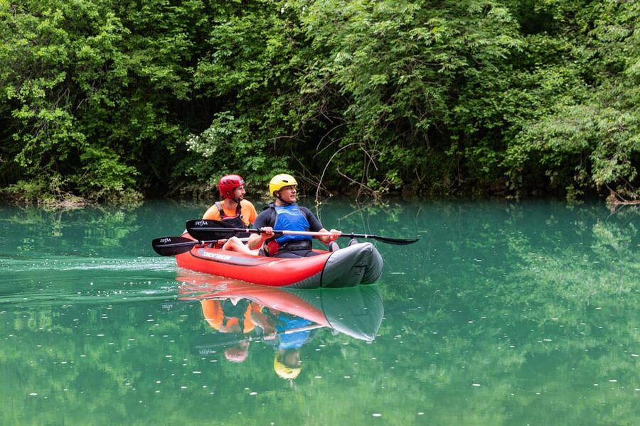 Mrežnica Waterfalls Kayaking | Slunj - Rastoke - Plitvice - The guides and group size
