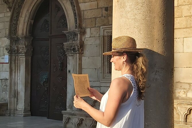 Mysterious Game of Dubrovnik - Private Mystery walking tour - Porporela brings the route toward the water