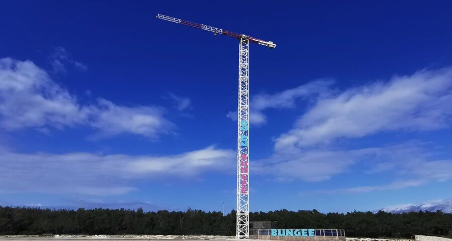 Novalja: Zrce Beach Bungee Jumping Experience - Why Zrce Beach makes this jump different