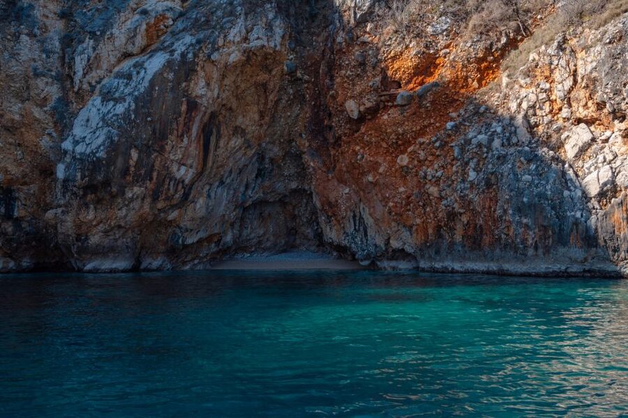 Opatija/Lovran: Boat Trip to Secluded Beaches on Island Cres - Weather and comfort on the boat