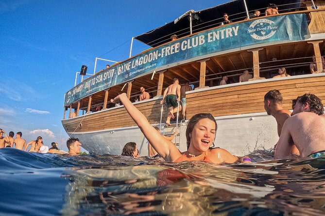 Out to Sea Split Boat Party w/ Blue Lagoon Swim, Dj & Afterparty - Starting with the pre-party in Split