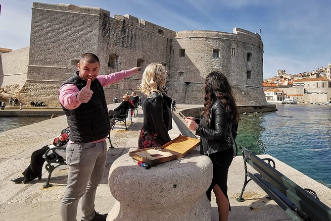 Outdoor Escape Game Dubrovnik - The Spy And The Traitor (History theme) - The wooden book is more than a prop