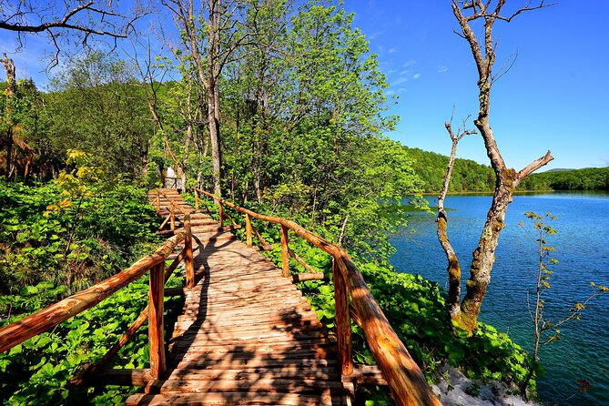 Plitvice Lakes National Park Admission Ticket - Kozjak Lake and the included electric boat