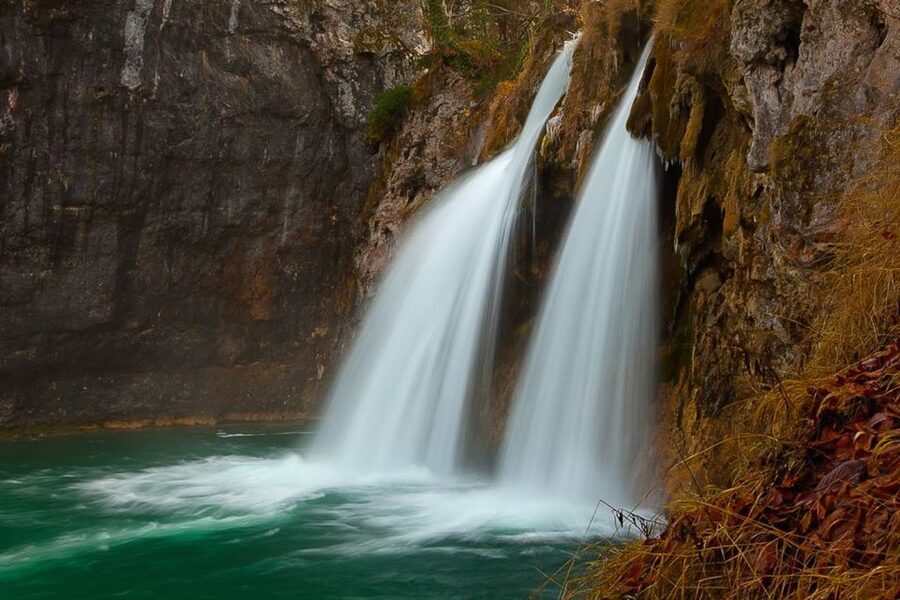 Plitvice Lakes Private Guided Tour - The 15-minute pause and the electric boat