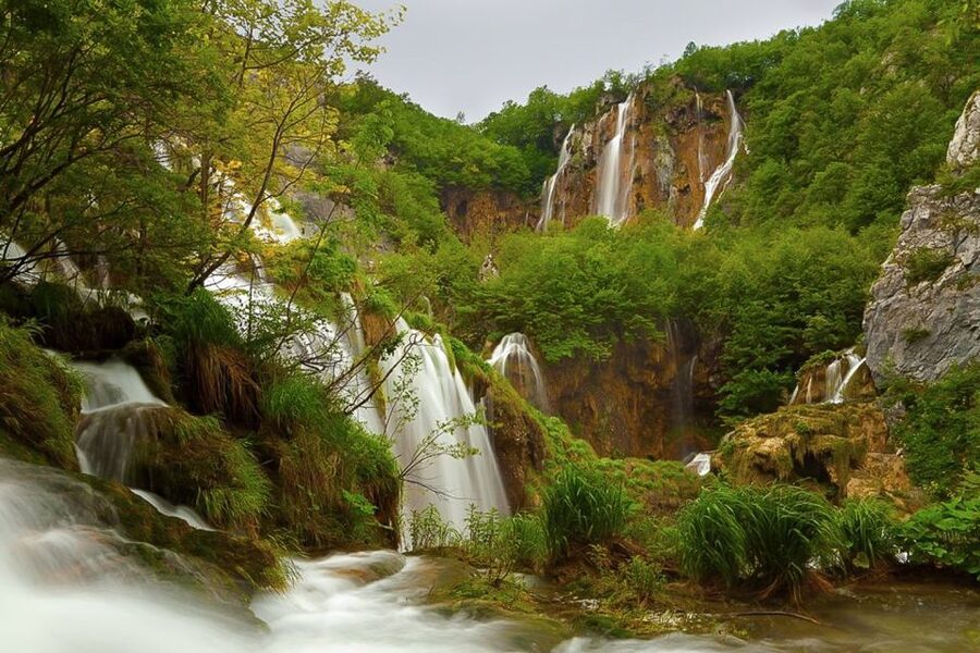 Plitvice Lakes Private Guided Tour - Meeting at Entrance 1 and getting started
