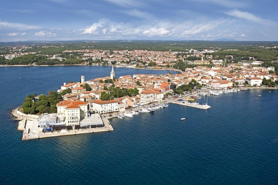 Porec: Boat Cruise with Barbecue Lunch - Setting Out Along the Istrian Coast