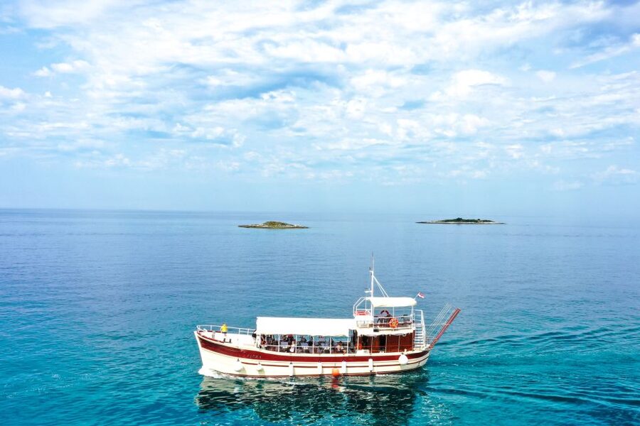 Poreč: Panoramic Morning Cruise Among 20 Islands with Drinks - What makes this cruise worth your morning