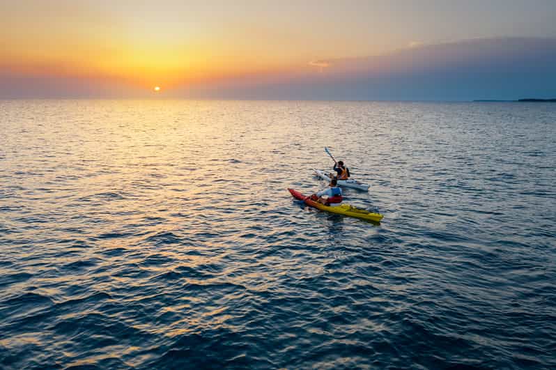 Poreč: Sea Kayaking Sunset Tour - Key points to know before booking