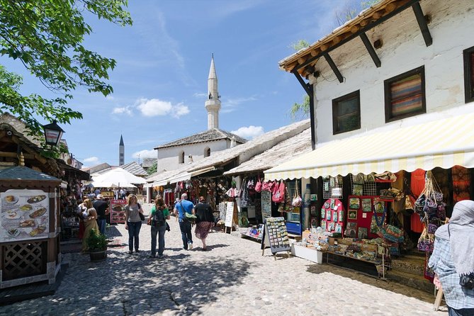Private 2-Day Mostar, Pocitelj and Sarajevo Tour from Dubrovnik - The private vehicle and guide setup