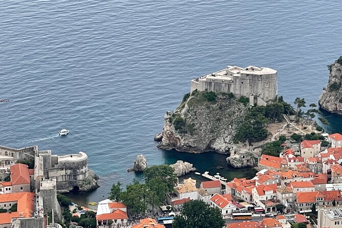 Private AirPort Transfer Dubrovnik by CRUISER TAXI - Who Should Book This Service?