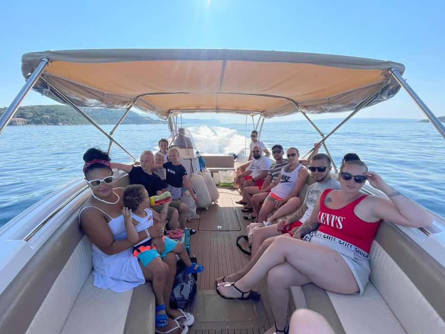 Private Boat Tour with Customized Itinerary from Split - Weather can change the whole day