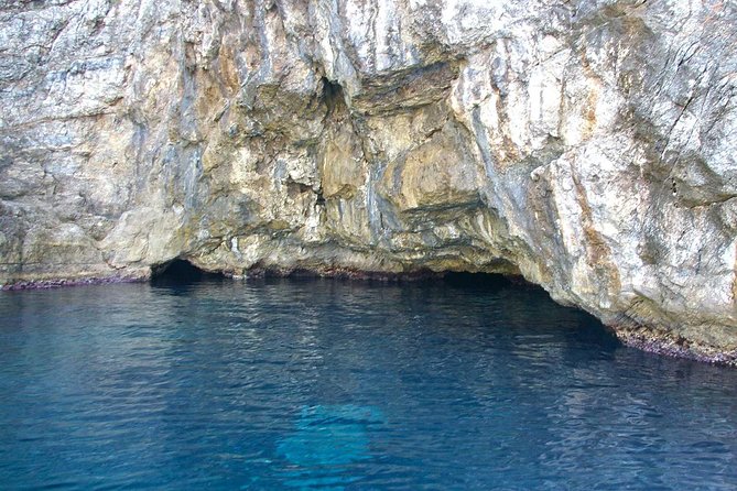 Private Boat Tours Dubrovnik Elaphiti islands & Blue cave - What the $434.46 price really buys you