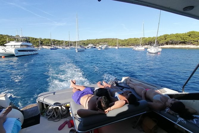 Private custom Blue & Green Cave tour with yacht from Hvar town - Biševo and the Blue Cave