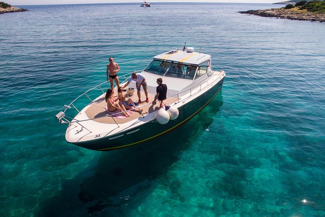 Private custom Blue & Green Cave tour with yacht from Hvar town - What the yacht setup adds