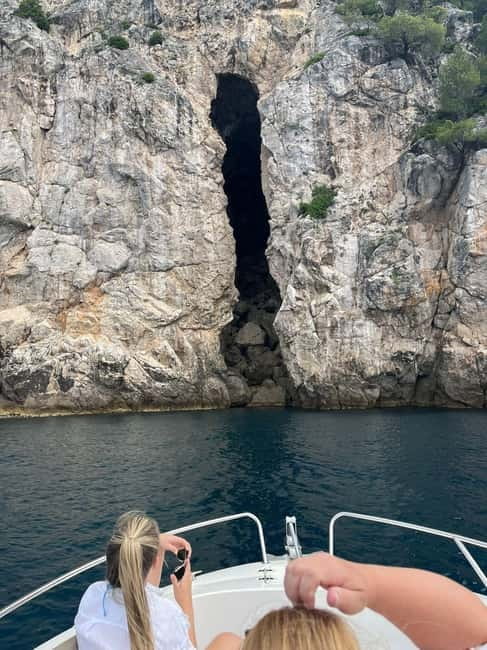 Private Elafiti Boat Tour- Visit Blue Cave and beach Sunj - The Blue Cave And Its Changing Colors