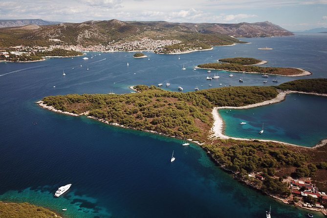 Private Half-Day Kayak Experience in Hvar and Pakleni Islands - What the equipment and safety support mean