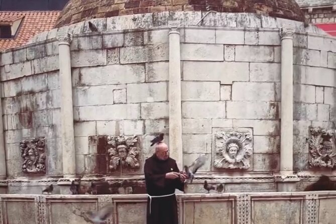 Private History Old Town and City Wall Tour in Dubrovnik - Pace, weather, and practical comfort
