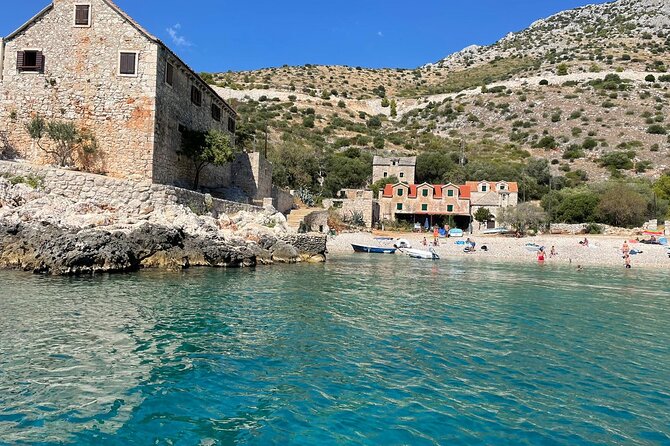 Private Luxury boat from Hvar, Brač and Split - Booking tips for a smoother day