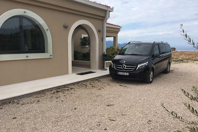 Private Point to Point transfer Dubrovnik - Split with stop in Ston - The road from Ston to Split