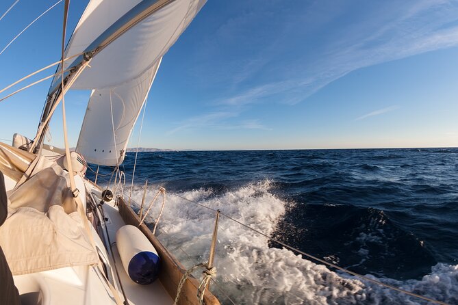 Private sailing tour at the Makarska Riviera - What the $478.38 group price really means