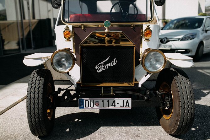 Private Sightseeing Tour in Dubrovnik with a Classic Old Car - King’s Road and the Game of Thrones connection