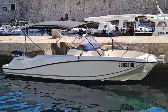 Private Speedboat Tour - Lunch at Bowa or another recommended restaurant