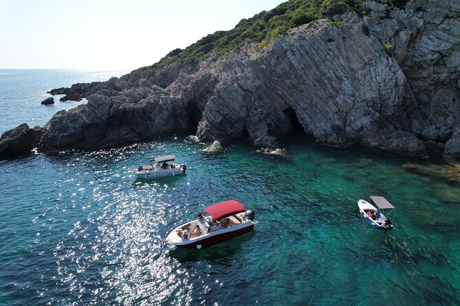Private Speedboat Tour- Blue cave, sandy beaches and snorkelling - Mljet National Park requires the longest option