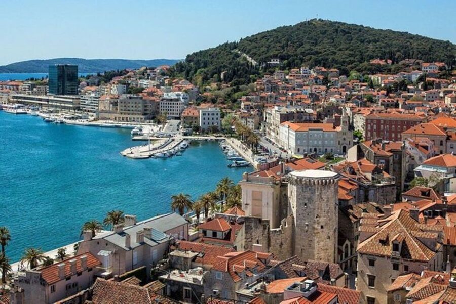 Private Split & Trogir Wine Tasting & Vineyard with Sea View - The hilltop vineyard and Million-Dollar View