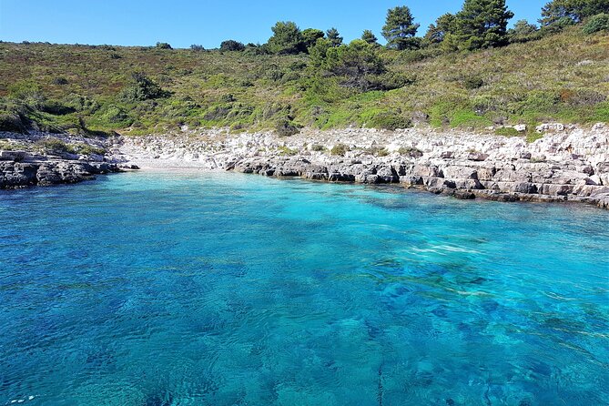 Private Tour of Red rocks, Pakleni Islands and Hvar's Southern Beaches - The skipper can make or break the day