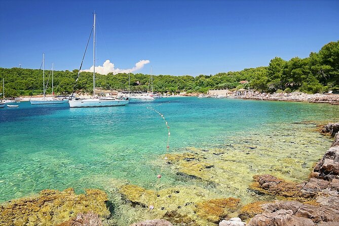 Private Tour of Red rocks, Pakleni Islands and Hvar's Southern Beaches - Drinks, lunch, and what you actually receive