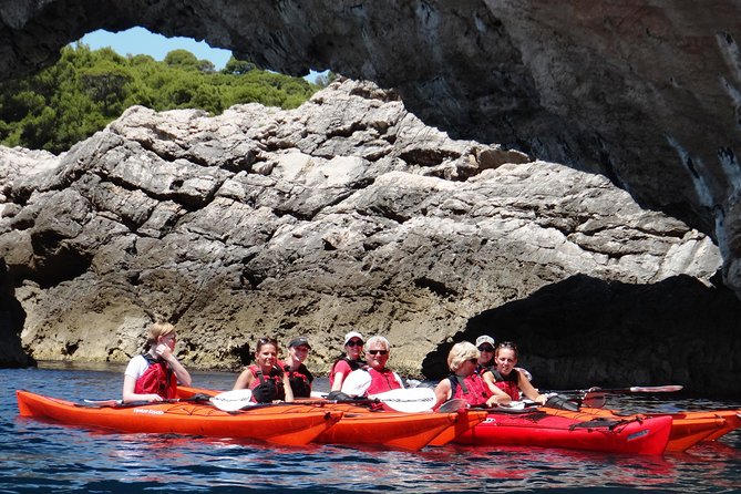 Private tour: Sea Kayaking & Snorkeling to Green Cave on Sipan island from Lopud - Swimming through the Green Cave