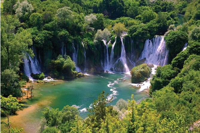 PRIVATE TOUR to Kravice Waterfalls, Mostar and Počitelj old town - What this Dubrovnik day trip is really like