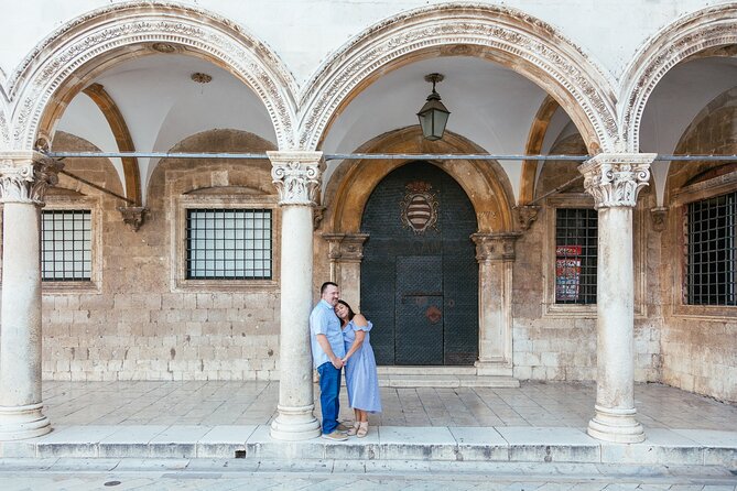 Private Vacation Photography Session with Local Photographer in Dubrovnik - Walking through the Old Town for close-up portraits
