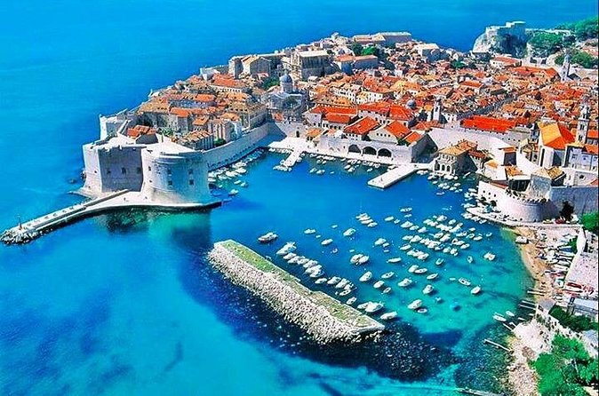 Private Walking Tour through the Old Town of Dubrovnik - Sponza Palace: one of the tour’s key buildings