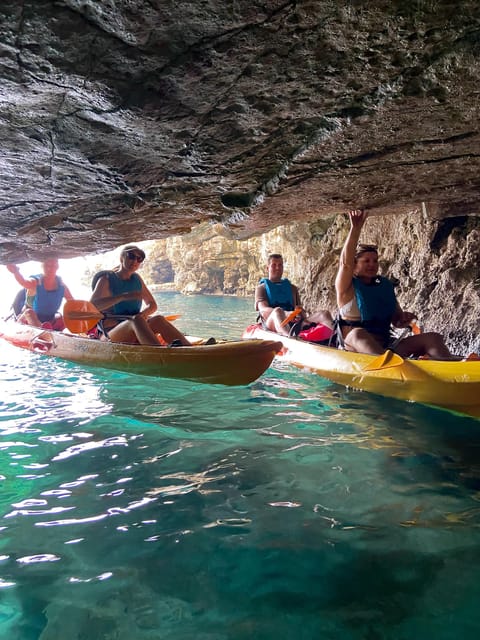 Pula: 3-hrs Kayak, Cliffs & Snorkeling Small Group Adventure - Starting at Valovine Beach near Arena Stoja