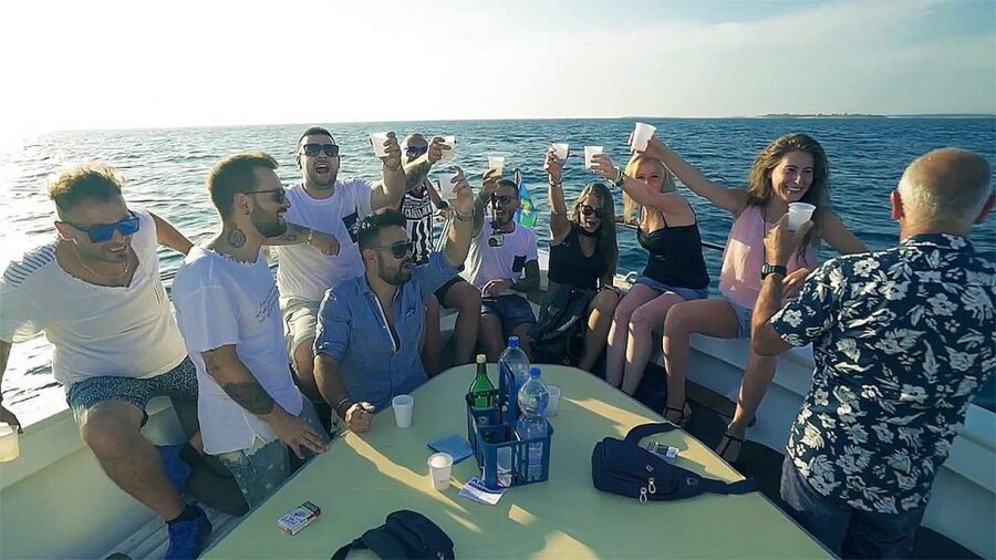 Pula: Brijuni National Park Dolphin Watching Tour w/Dinner - A simple Istrian dinner with unlimited drinks