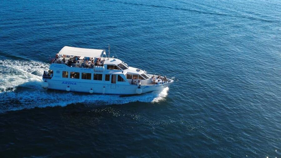 Pula: Brijuni National Park Dolphin Watching Tour w/Dinner - The first stretch across Pula’s evening water