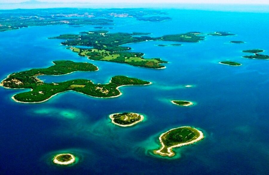 Pula: Brijuni National Park Tour with Island Visit - Seeing all of Brijuni National Park from the sea